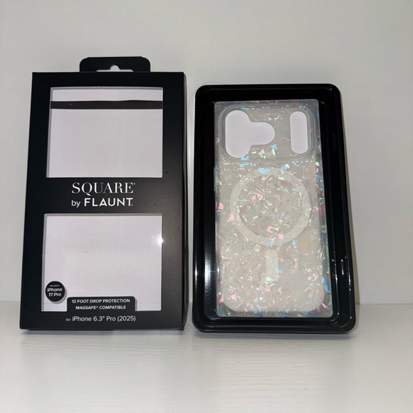 NWT  Flaunt Square Iridescent MagSafe iPhone Case Pearl Shell - Picture 7 of 10